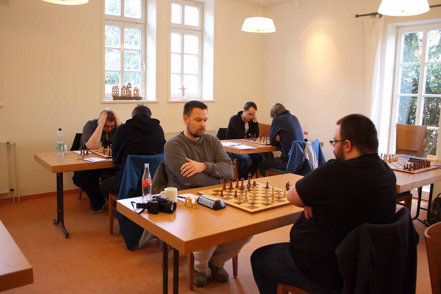 Brett 5: 
Nando Seitz (1603) - Karsten Baldauf (1572) 
1 : 0